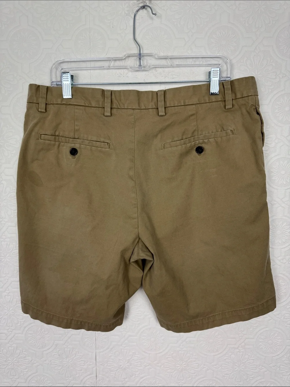 Banana Republic Aiden Shorts Men’s Size 34 Khaki Stretch Chino Casual